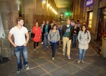 Actividades gratuitas con los cursos de español - paseo por zonas históricas de Bilbao