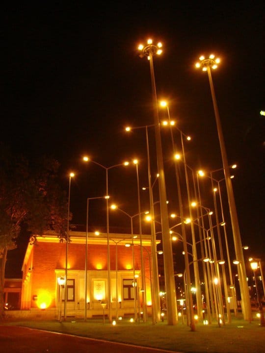 Museo de Bellas Artes de Bilbao por la noche